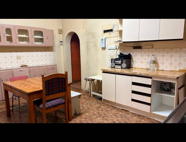 2 BEDROOM HOUSE FOR SALE IN LANSDOWNE
